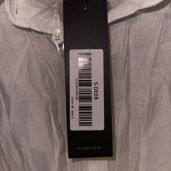 A-Deer Asymmetrical Knotted Top - Picture 4 of 4